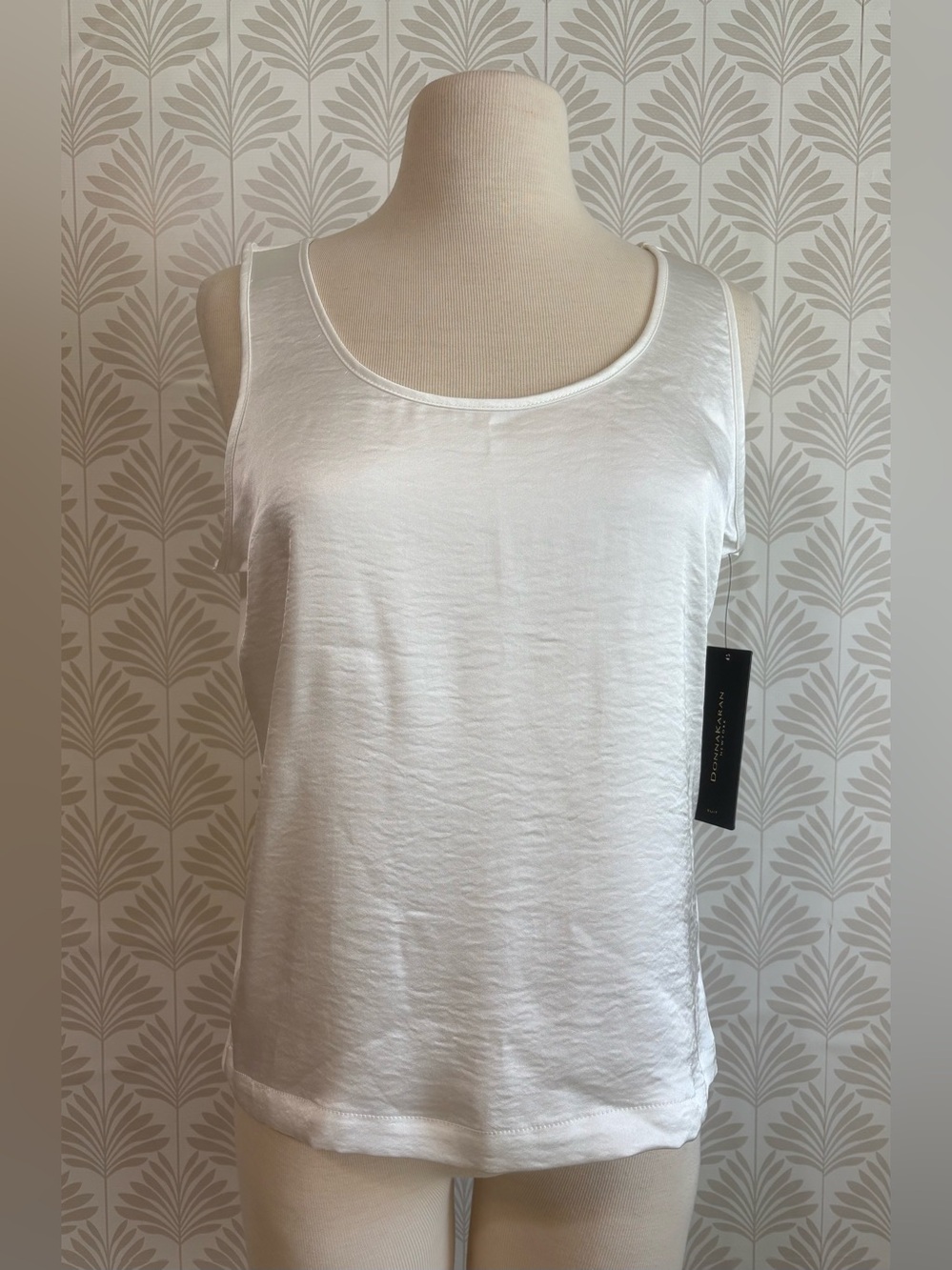 Donna Karan White Satin Scoop Neck Tank Top